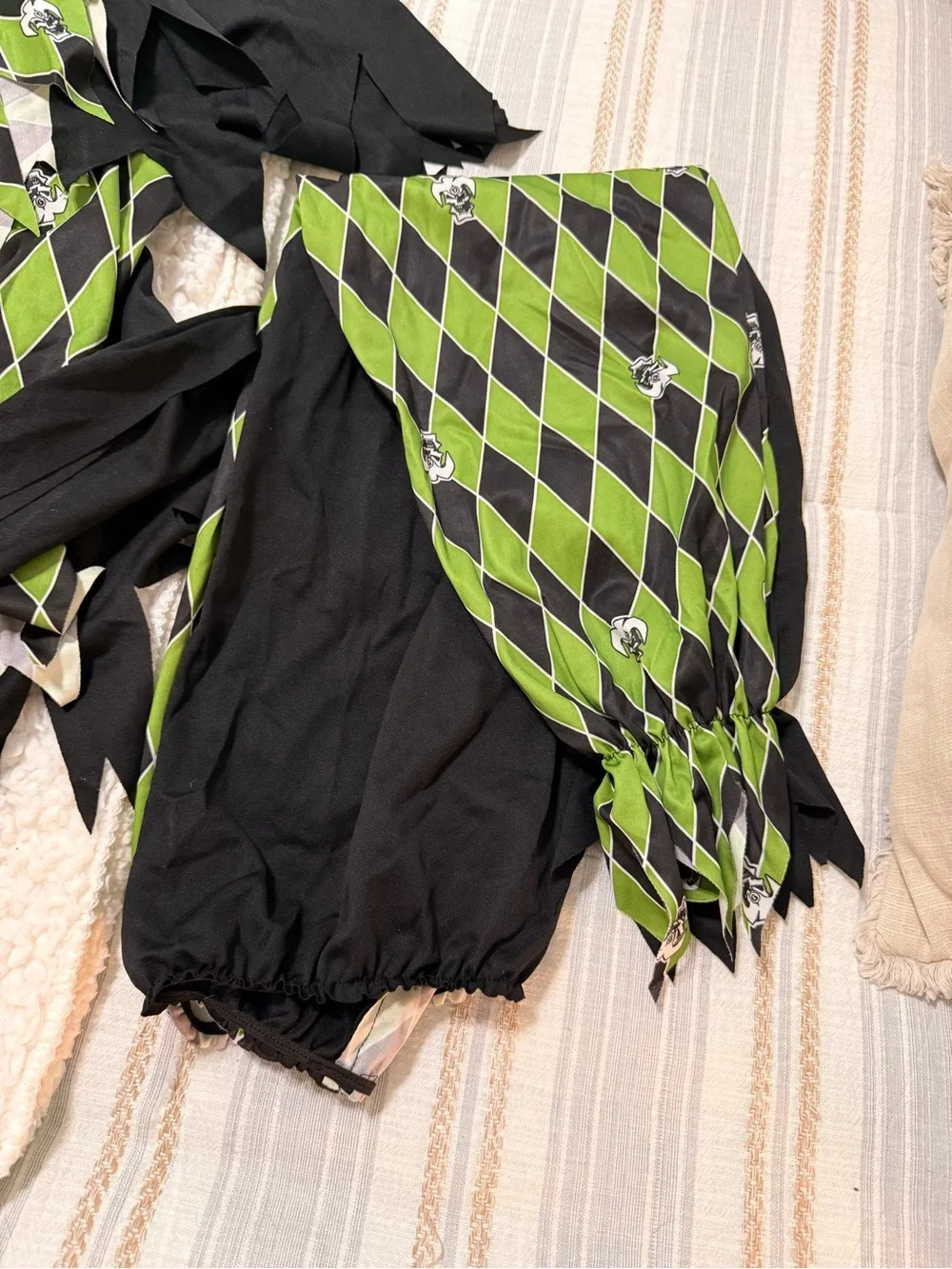 Spirit “Jokes on you” Joker Costume Boys Sz XL 14-16